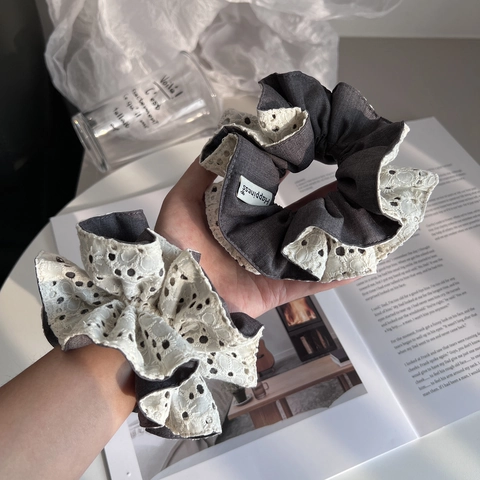 Koreanischer Ballett-Stil Denim Stoff Spitze Patchwork Großer Haargummi Eleganter Grau Weiß Kontrast Dekorativer Scrunchie