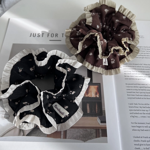 Vintage Bloemen Stof Scrunchie Met Geplooide Contrast Kant Handgemaakte Grote Haarring Voor Dames Meisjes Koreaans