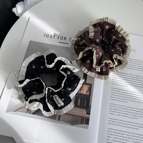 Vintage Bloemen Stof Scrunchie Met Geplooide Contrast Kant Handgemaakte Grote Haarring Voor Dames Meisjes Koreaans