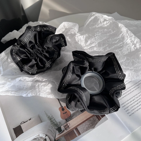 Stoff Satin Strass Scrunchie Französischer Stil Elegant Schwarz Übergroß Elastisch Haargummi Mode Accessoires Für Damen