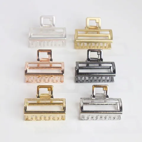 Minimalist Geometric Square Alloy Hair Claw Clip Vintage Hollow Out Metal Hairgrip For Women Daily Hair Accessories