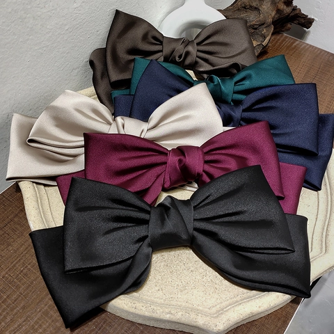 Grote Satijnen Strik Haarclip Franse Stijl Retro Elegant Zijdeglans Oversized Strik Veerclip Voor Dames Dagelijks Feest Haaraccessoires