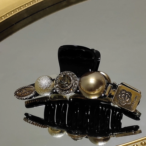 Pinza para el Pelo Vintage Camelia Elegante Pinza de Resina Negra Con Colgante de Frasco de Perfume Perla Artificial Strass Accesorios para Mujer