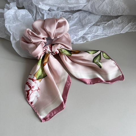 Rosa Vintage Blumendruck Satin Scrunchie Mit Langer Schleife Eleganter Pferdeschwanzhalter Französischer Stil Haarschmuck