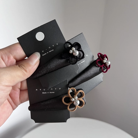 Fermaglio per Capelli BB in Perla Artificiale con Fiore Floccato Coreano Elegante Rosso Vino Cachi Floreale Frangia Donna