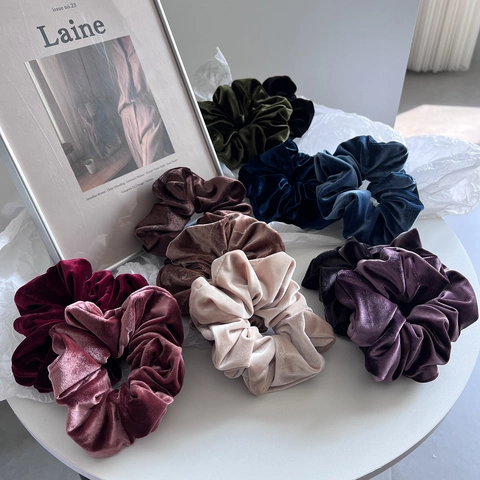 Elegant Velvet Scrunchies For Women High Elasticity Soft Hair Ties Large Solid Color Ponytail Holders Korean Style Accessories
