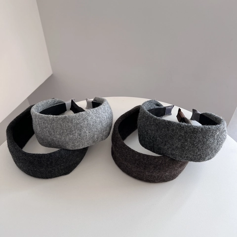 Koreanischer Stil Herbst Winter Einfarbig Wollstoff Gepolstert Breiter Rand Haarreif Damen Simple Fashion Vintage Dick Haarschmuck
