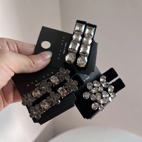 Luxuriöse Koreanische Stil Samt Strass Haarspange Für Damen Schmetterling Blume Legierung Haarnadel Eleganter Haarschmuck