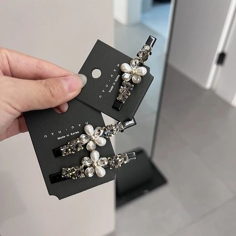 Set di Mollette per Capelli con Fiori e Strass Stile Coreano Elegante Clip a Becco d'Anatra con Künstliche Perle per Donna Moda Accessori