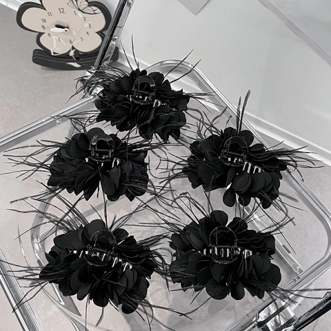 Elegante Pinza per Capelli Nera con Fiore di Piuma Grande Clip a Squalo Floreale 3D per Donna Ragazza Accessori per Capelli