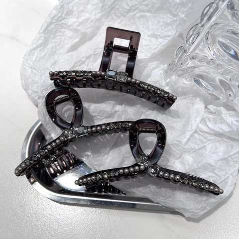 Elegante Pinza per Capelli in Acrilico Viola Scuro con Strass e Künstliche Perle Clip a Squalo Grande per Donna Accessorio Capelli