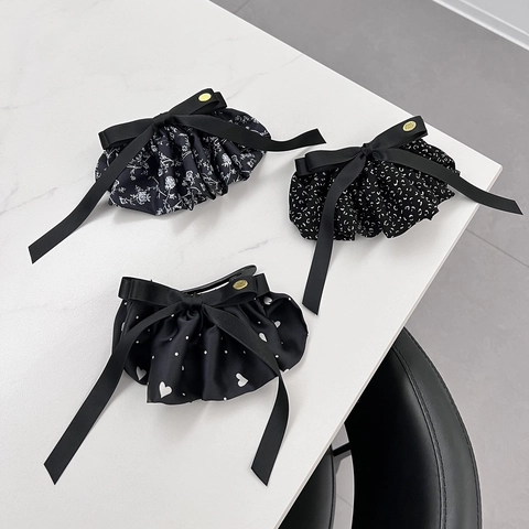 Eleganter Schleifen-Haarklammer Stoff Satin Blumen Herz Sichel Muster Große Haarkralle Haarschmuck Für Damen