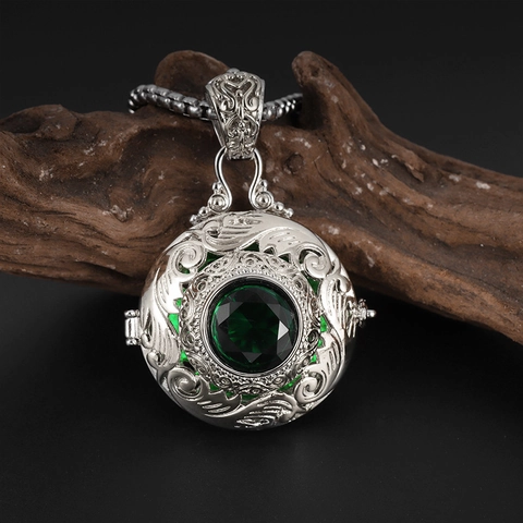 Collana Medaglione Vintage In Rame Argentato Con Zircone Verde Per Donna Gioiello Decorativo Estetico Di Lusso
