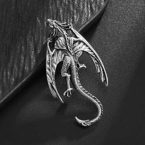 Broche de Dragón Volador Gótico Vintage Para Hombres Mujeres Color Plata Antigua Aleación Animal Mítico Pin Accesorios