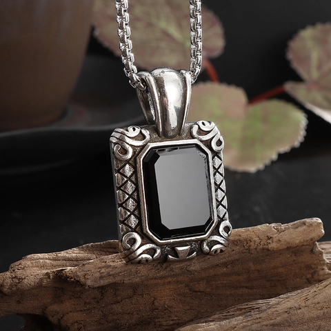 Collar de Pendiente de Aleación Vintage con Estrás Negro Galvanizado Envejecido Gótico Piedra Cuadrada Cruz Collar Unisex Joyería