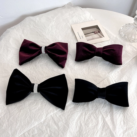 Vintage Velvet Bow Hair Clip For Women French Elegant Large Spring Clip With Faux Artificial Pearls Solid Color Hair Accessories