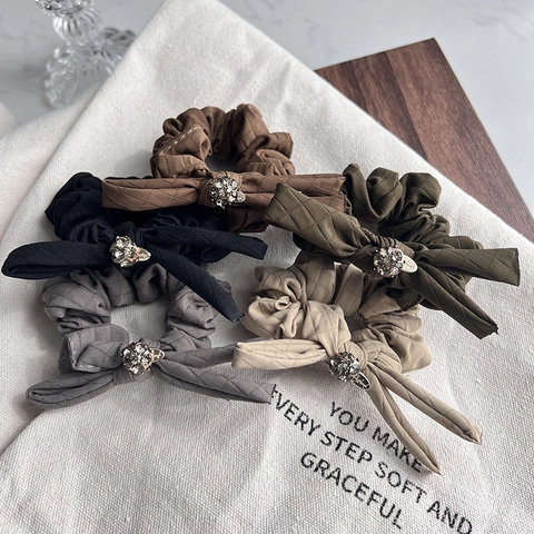 Handmade Fabric Bow Scrunchie With Rhinestone Quilted Ponytail Hair Tie Fresh Elastic Hair Rope For Women Fashion Hair Accessories