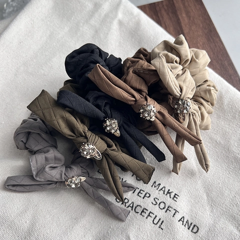 Handmade Fabric Bow Scrunchie With Rhinestone Quilted Ponytail Hair Tie Fresh Elastic Hair Rope For Women Fashion Hair Accessories