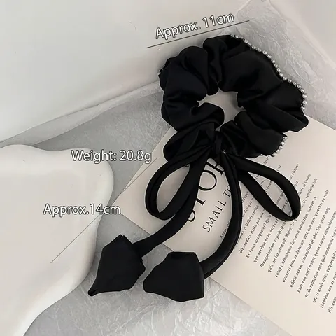 Elegante Elastico per Capelli in Satin Nero Con Nastro a Fiocco Lungo e Decorazione con Perle Artificiali e Strass per Donna