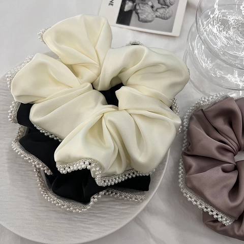 Elegante Elastico per Capelli in Raso Con Bordo di Künstliche Perle Sintetiche Stile Coreano Grande Fermacoda in Tessuto per Donna