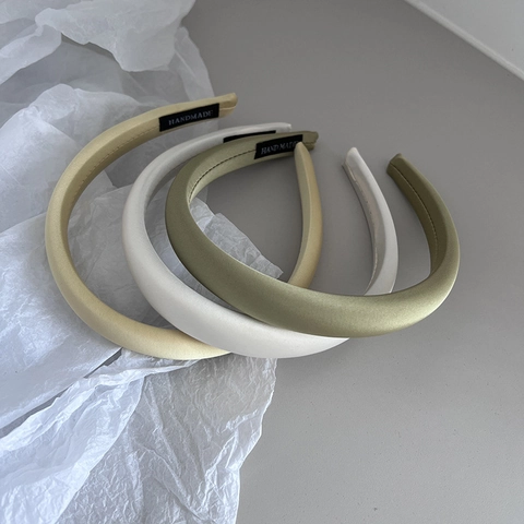 Diadema Elegante de Satén Acolchada para Mujer Parte Superior Alta Color Sólido Vintage Hecha a Mano Accesorios para el Cabello
