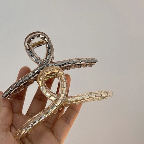 Elegant Large Acrylic Crystal Rhinestone Hair Claw Clip Women High-end Cross Hairpin Shark Clip Banquet Hair Accessories