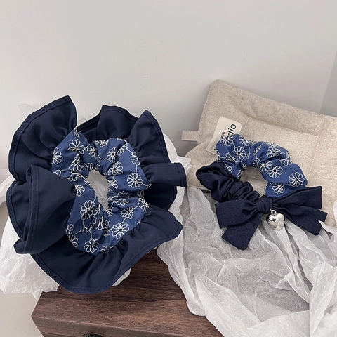 Scrunchies in Tessuto Denim con Ricamo a Margherita Elastici per Capelli Stile Coreano Fiocco Pendente Cuore Accessori per Capelli Donna Ragazze
