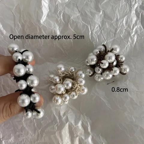 Eleganti Scrunchies con Cluster di Künstliche Perle d'Imitazione Elastici per Capelli Donna Accessori per Capelli per Uso Quotidiano