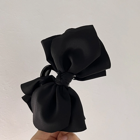 French Elegant Large Black Satin Bow Hair Claw Clip For Women Oversized Ribbon Fabric Shark Clip Hair Accessories Headwear