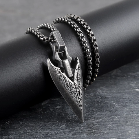 Retro Viking Arrowhead Pendant Necklace For Men Vintage Gothic Spearhead Alloy Jewelry Punk Biker Fashion Accessory