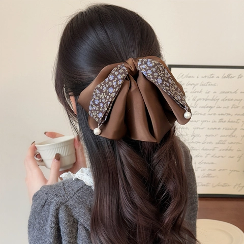 Elegante Grande Fiocco per Capelli Francese con Motivo Floreale in Tessuto con Ciondoli di Perle Artificiali Fatto a Mano Donna Accessori