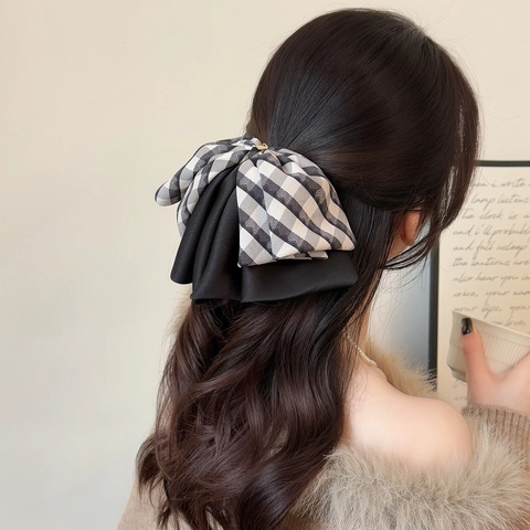 Pince à Cheveux Élégante Grand Nœud Patchwork à Carreaux Avec Pendentif Cœur en Métal Vintage Satin Accessoires Cheveux Femme