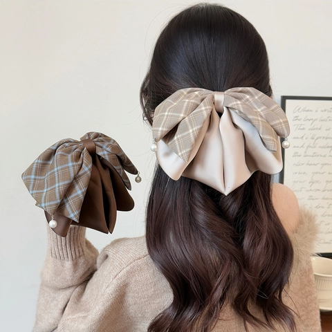 Grande Pince à Cheveux Nœud Papillon Patchwork Satin Carreaux Barrette Ruban Avec Pendentif Perle Artificielle Style Coréen Vintage Fait Main Accessoires Cheveux Femmes