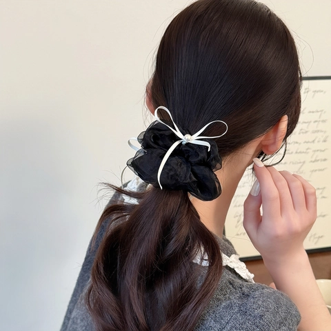Elastici per Capelli Scrunchies in Pizzo con Fiocco Balletcore Francese e Perla Artificiale Elegante in Rete per Donna