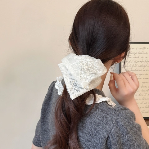 Französisch Vintage Weiß Spitze Haargummi Mit Silbernen Pailletten Elegant Hohe Elastizität Haarschmuck Für Damen Frisch Süß