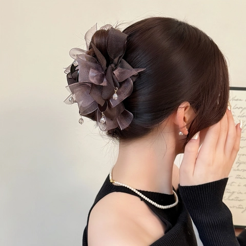 Elegante Pinza de Pelo de Organza con Lazo y Flor de Gasa de Múltiples Capas con Colgantes de Strass para Peinado de Mujer