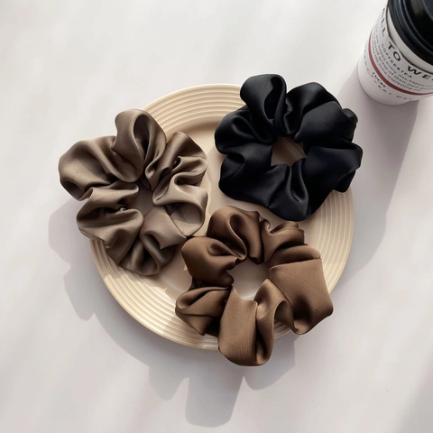 Elegant Satin Hair Scrunchies Solid Color Large Elastic Ponytail Holder Vintage Hair Ties For Women Daily Accessories