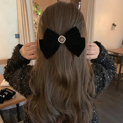 Fermaglio per Capelli con Fiocco in Velluto Nero Vintage Francese Con Camelia e Künstliche Perle Elegante Accessorio per Capelli Donna