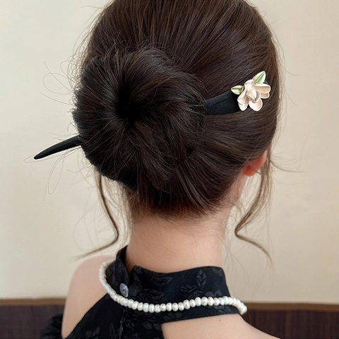 Vintage Chinesischer Stil Holz Haarstab Eleganter Cremefarbene Blume Haarnadel Damen Hanfu Retro Holz Haar Chopstick Hochsteckfrisur Zubehör