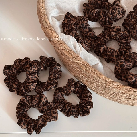 Leopardenmuster Stoff Scrunchie Vintage Elastisches Haarband Für Damen Koreanischer Stil Plissiertes Haargummi Retro Haarschmuck