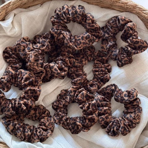 Leopardenmuster Stoff Scrunchie Vintage Elastisches Haarband Für Damen Koreanischer Stil Plissiertes Haargummi Retro Haarschmuck