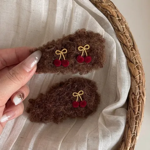 Squisito Fermaglio per Capelli in Peluche con Fiocco Autunno Inverno per Donna Dolce Decorazione a Ciliegia Fermaglio BB Versatile