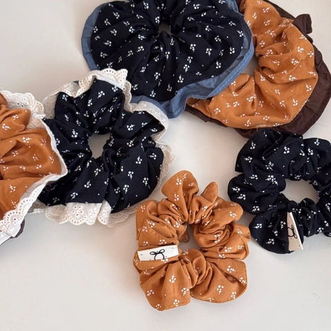 Elastici per Capelli Vintage in Tessuto a Fiori per Donna Stile Coreano Grandi Con Bordo in Pizzo Retro Floreale Pieghettati Accessori