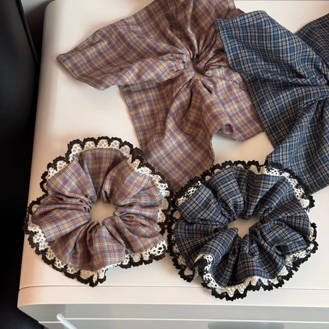 Korean Style Plaid Fabric Scrunchies For Women Sweet Lace Edge Bow Elastic Hair Tie Vintage Plaid Pattern Hair Accessories