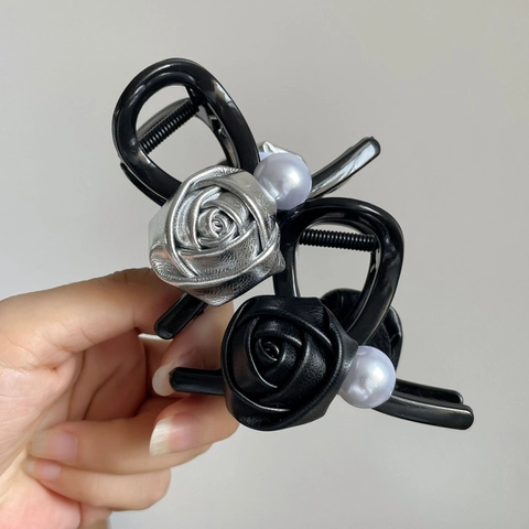Pinza per Capelli Rosa 3D Vintage Francese Con Perla Artificial Sintetica Decorativa Fiore in Pelle Artificiale Accessorio per Donna