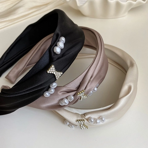 Französischer Stil Satin Geknotetes Stirnband Für Damen Mit Künstliche Perle Strass Schmetterling Elegant Breit Haarreif Accessoire