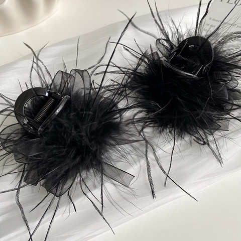 Elegant Black Ostrich Feather Hair Claw Clip With Mesh Bow For Women Retro Shark Clip Simple Fashion Hair Accessories
