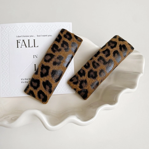 Vintage Leopard Print Leather Rectangle Hair Clips For Women Korean Style Fashion BB Snap Side Clips Headwear Accessory