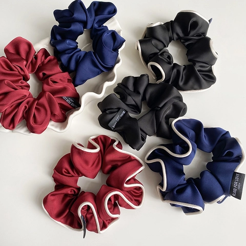 Vintage High Elastic Satin Scrunchies Elegant Solid Color Hair Ties With Contrast Edge And Letter Label For Women Fashion Hair Accessories
