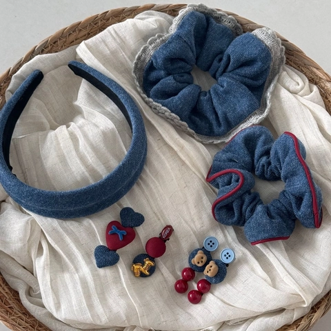 Accessori per Capelli in Denim Blu per Donna Vintage Stile Coreano Scrunchies Fermagli Cerchietto Orso Cuore Decor